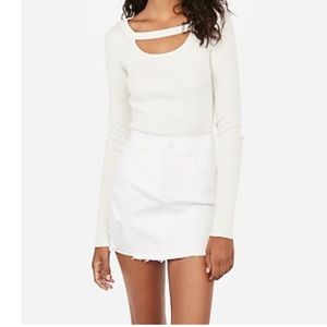 Mid Rise Straight White Denim Mini Skirt